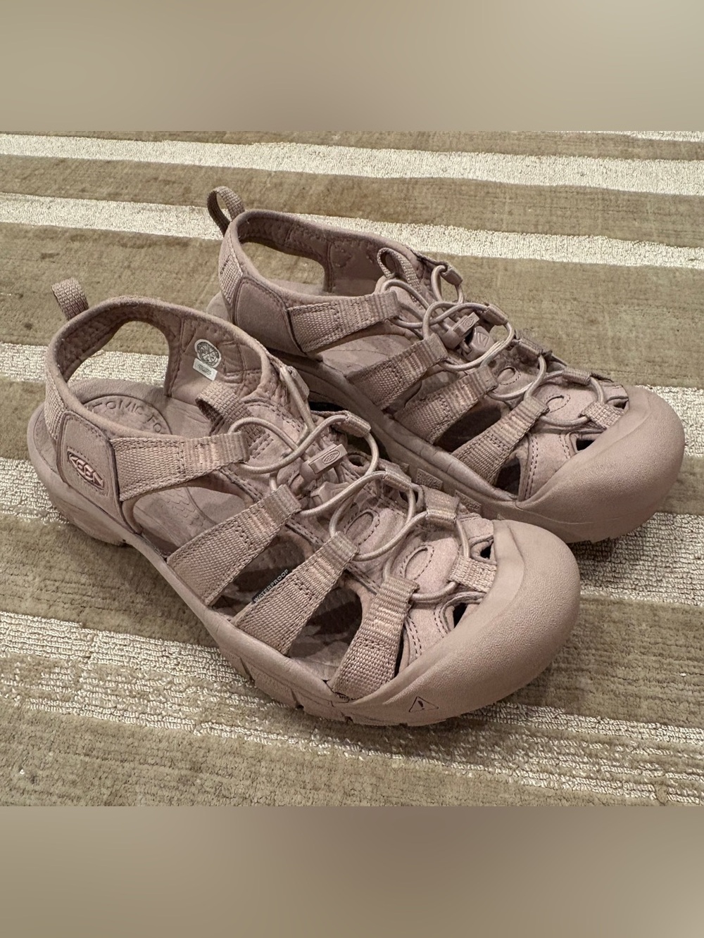 Newport Keen Newport H2 Purple Women’s Water Hiking Outdoor Sandals Size 10